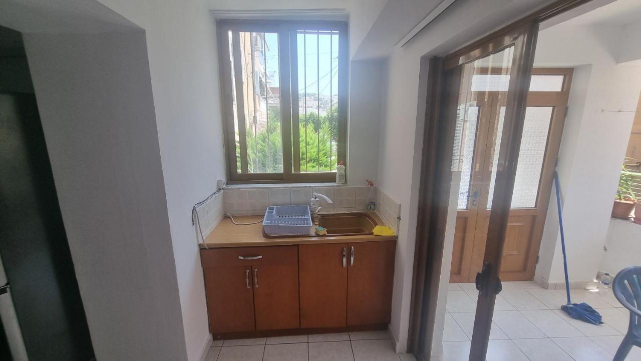 Teemo'S Apartments Sarande Bagian luar foto