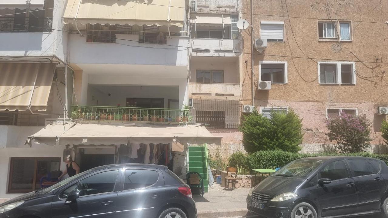 Teemo'S Apartments Sarande Bagian luar foto